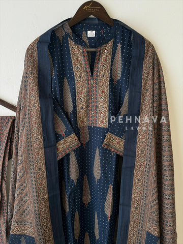 Classic Work Print Suit-No.11/3 - Pehnava Lawns