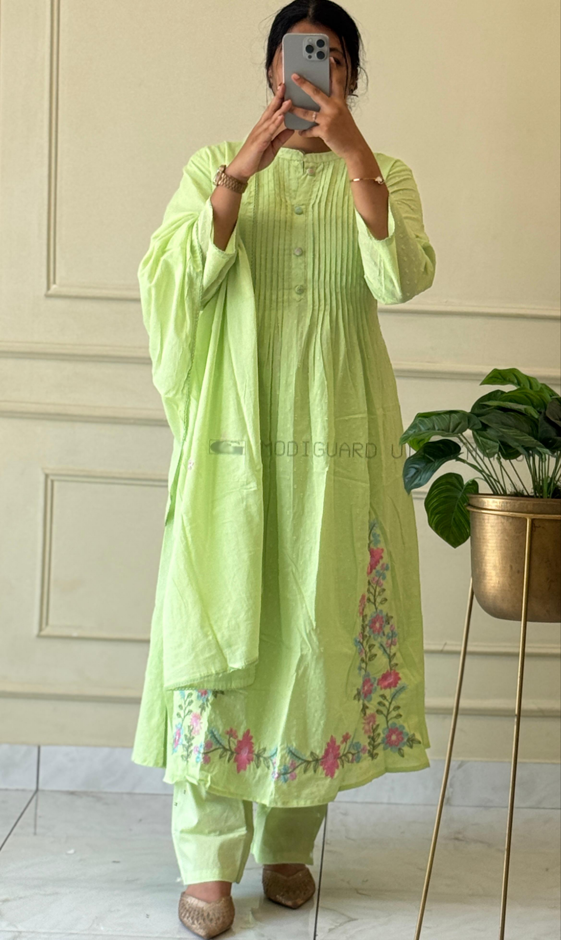 Pure Mul Cotton pleated slitted A-line suit