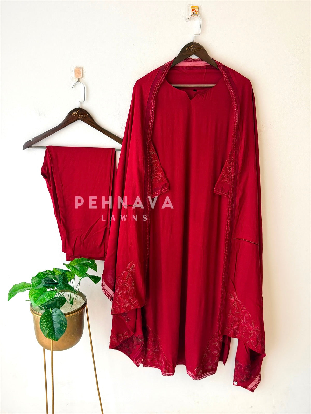 Embroidered Lace Detailed Suit-1001