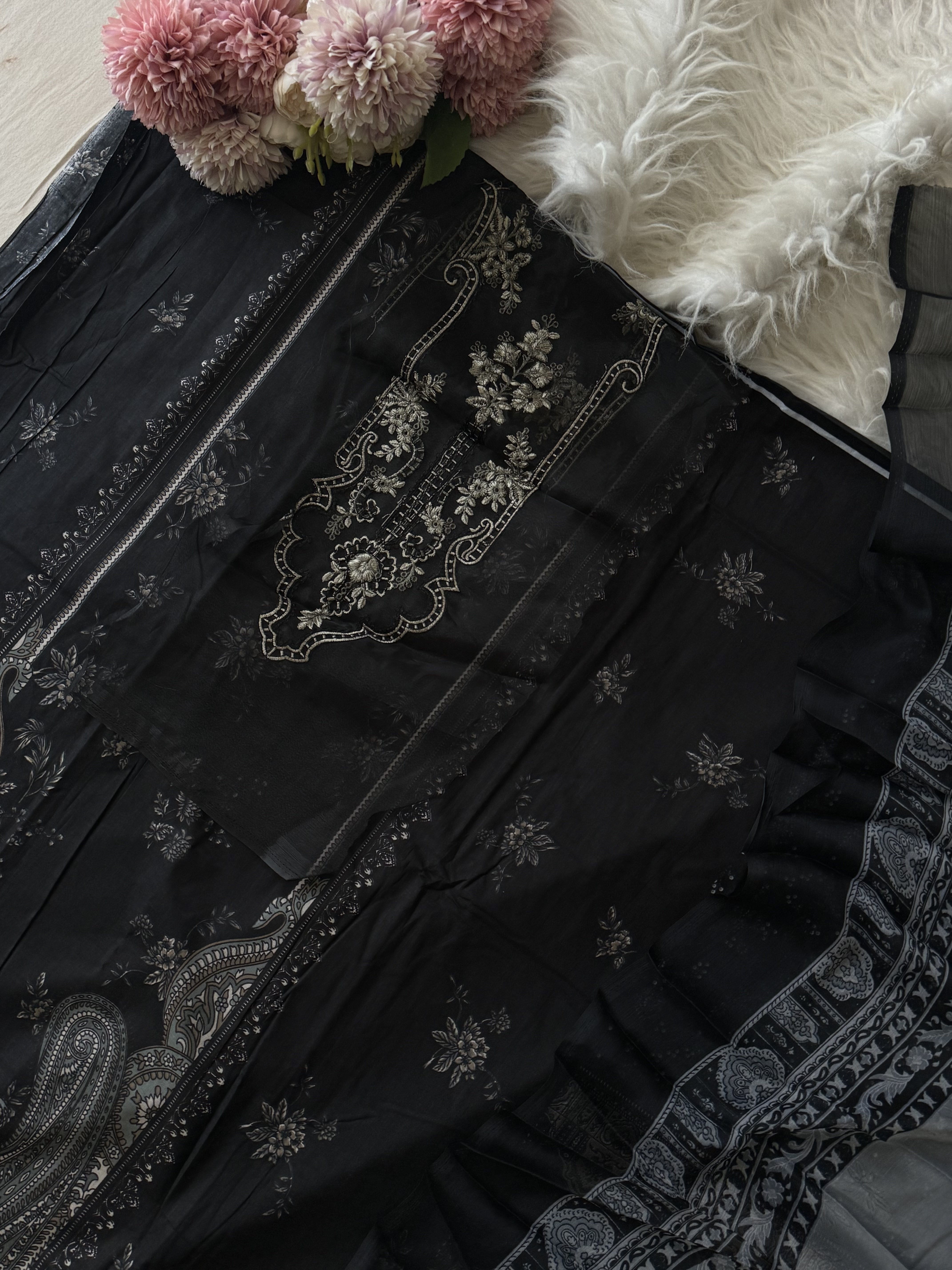Paki Printed casual suit with chiffon/cotton dupatta -495 black