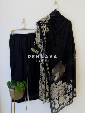 Floral Embroidered Stitched Suit-469