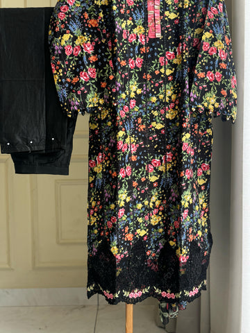 Cotton Suit with lace detailings -0105