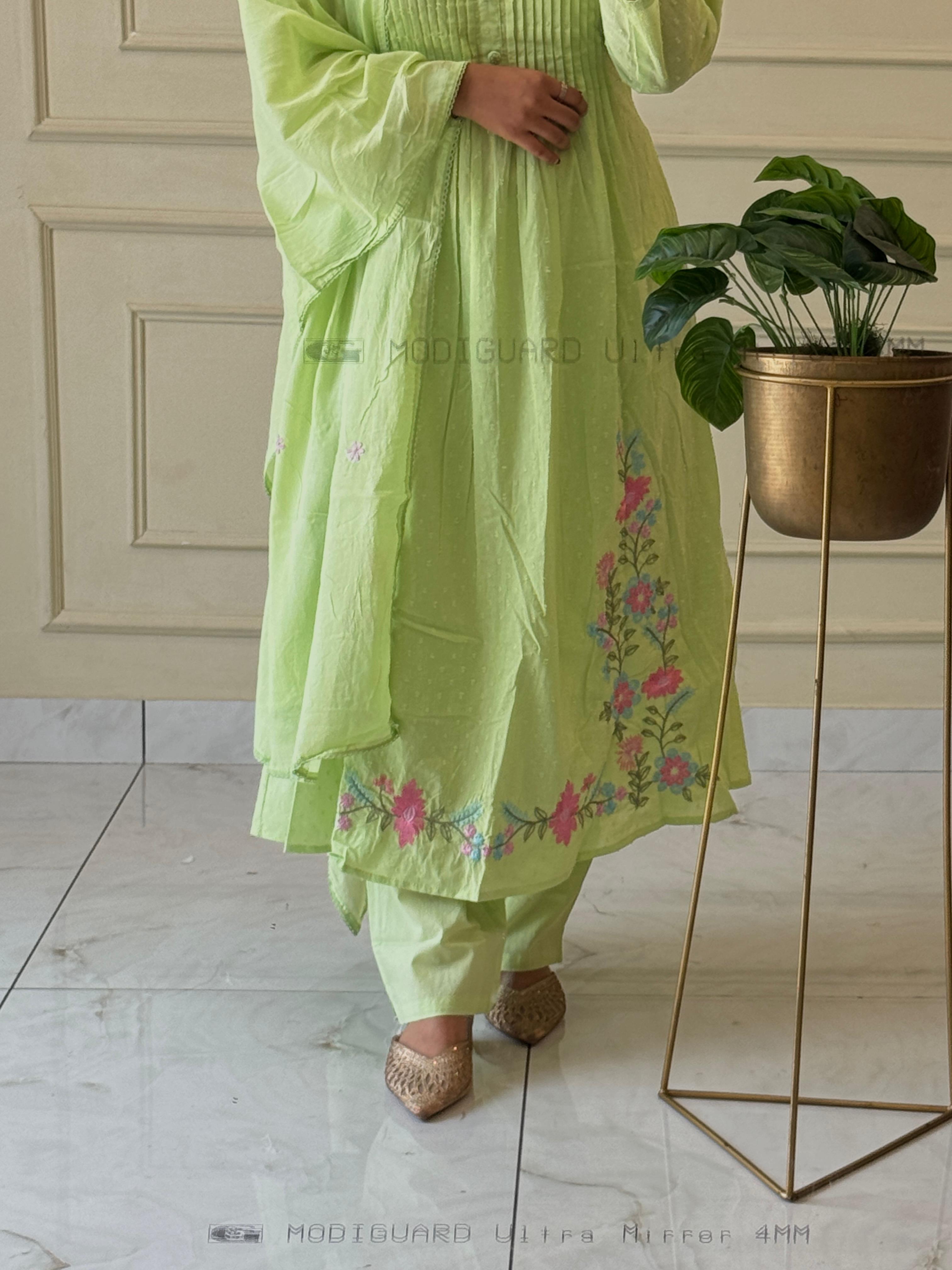Pure Mul Cotton pleated slitted A-line suit