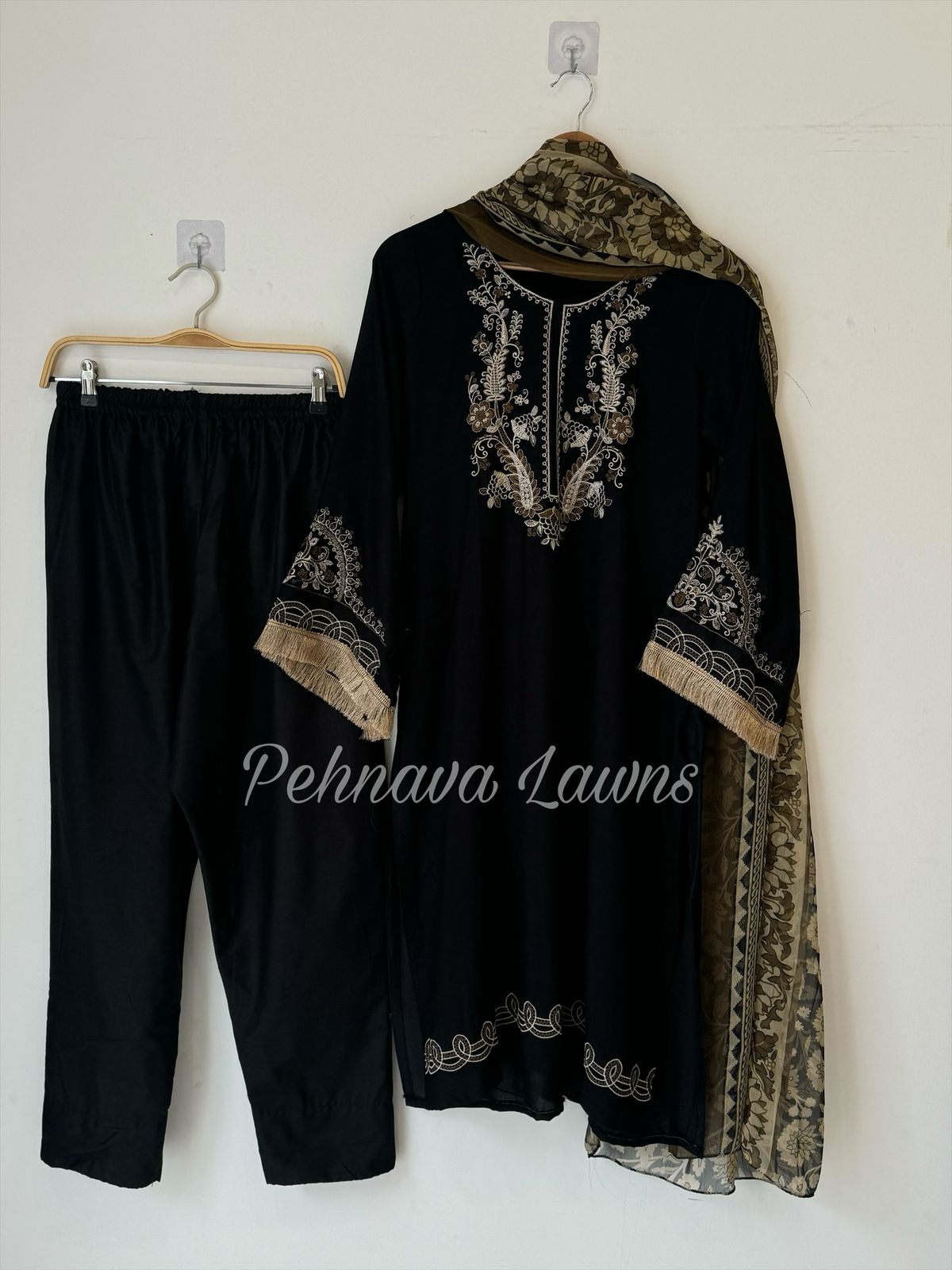 Rayon Embroidered Suit with Chiffon Dupatta591/572