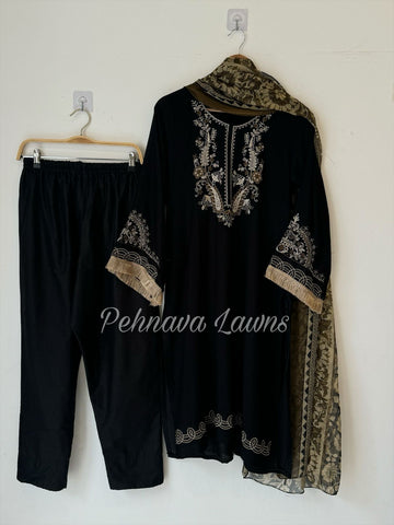 Rayon Embroidered Suit with Chiffon Dupatta591/572